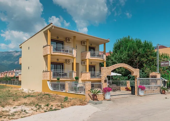 Апартаменты Emotions *