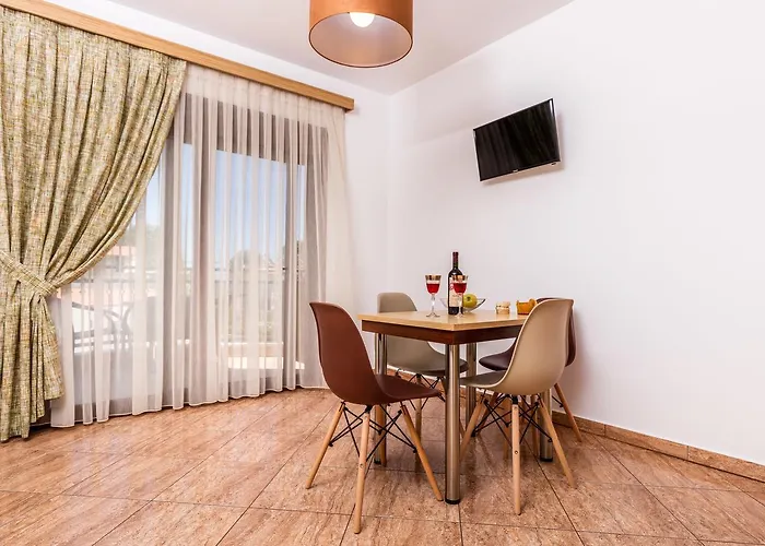 Emotions Апартаменты *